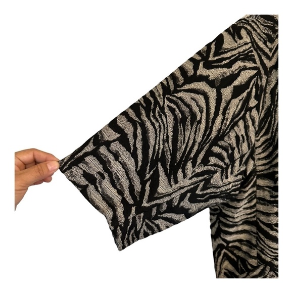 ZARA Basic Women's Size M Oversized Jacket/Coat Animal Print Open Front Pockets - Picture 7 of 16